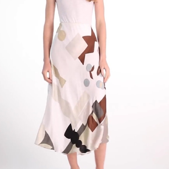 Eastvale Midi Skirt
MUNTHE - Picture 3 of 11